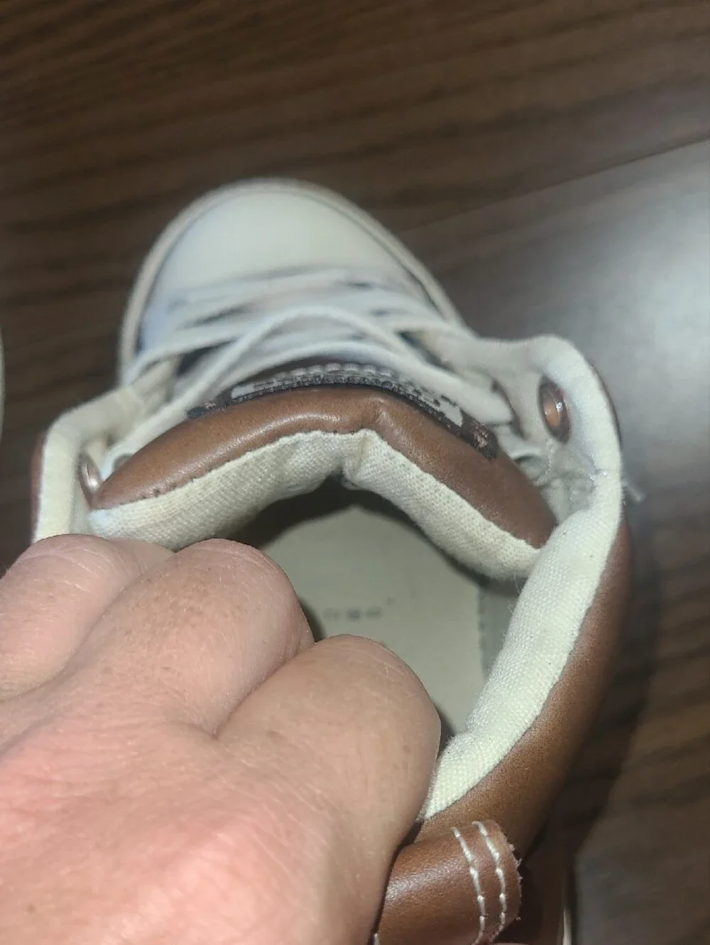 Converse Kids Brown and White Leather Mid Sneakers Size 1